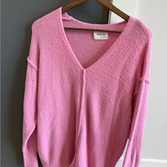 Wilfred Pink V-Neck Sweater - Picture 5 of 5